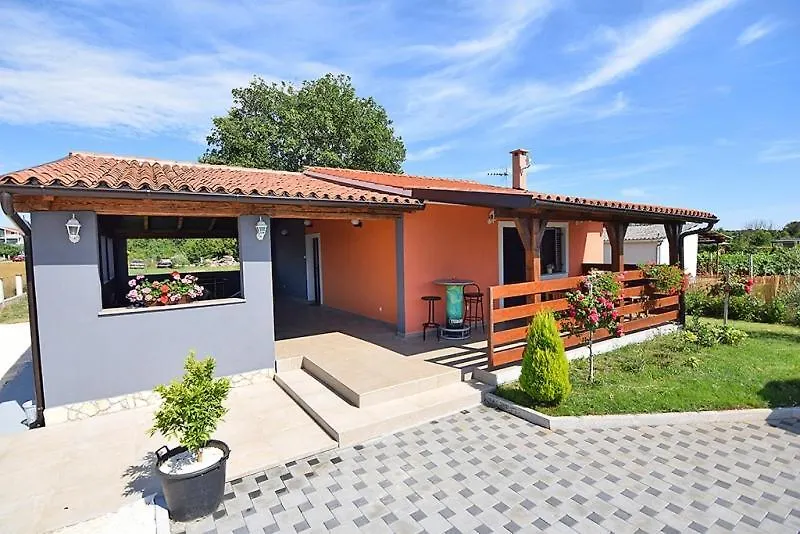 Romantic Villa Sejdic Pula Guest house